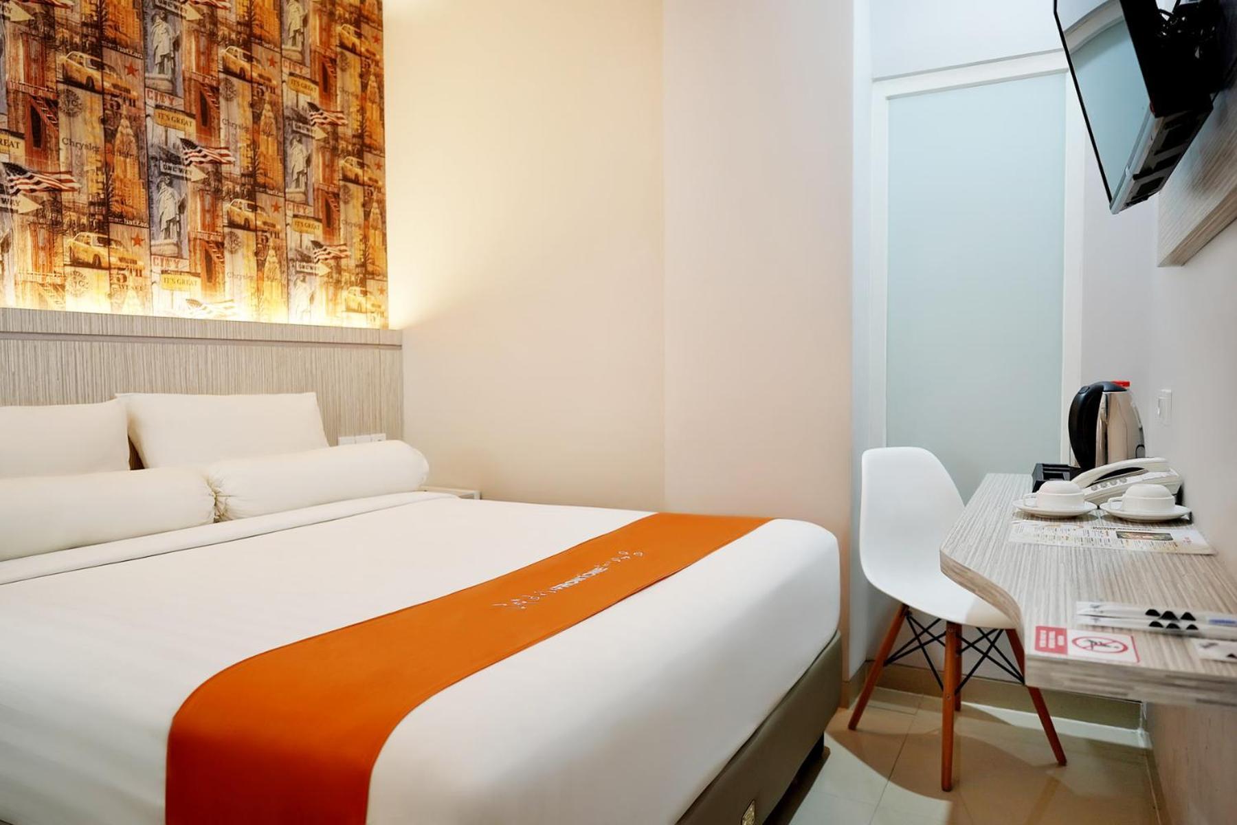 Front One Hotel Sragen Luaran gambar