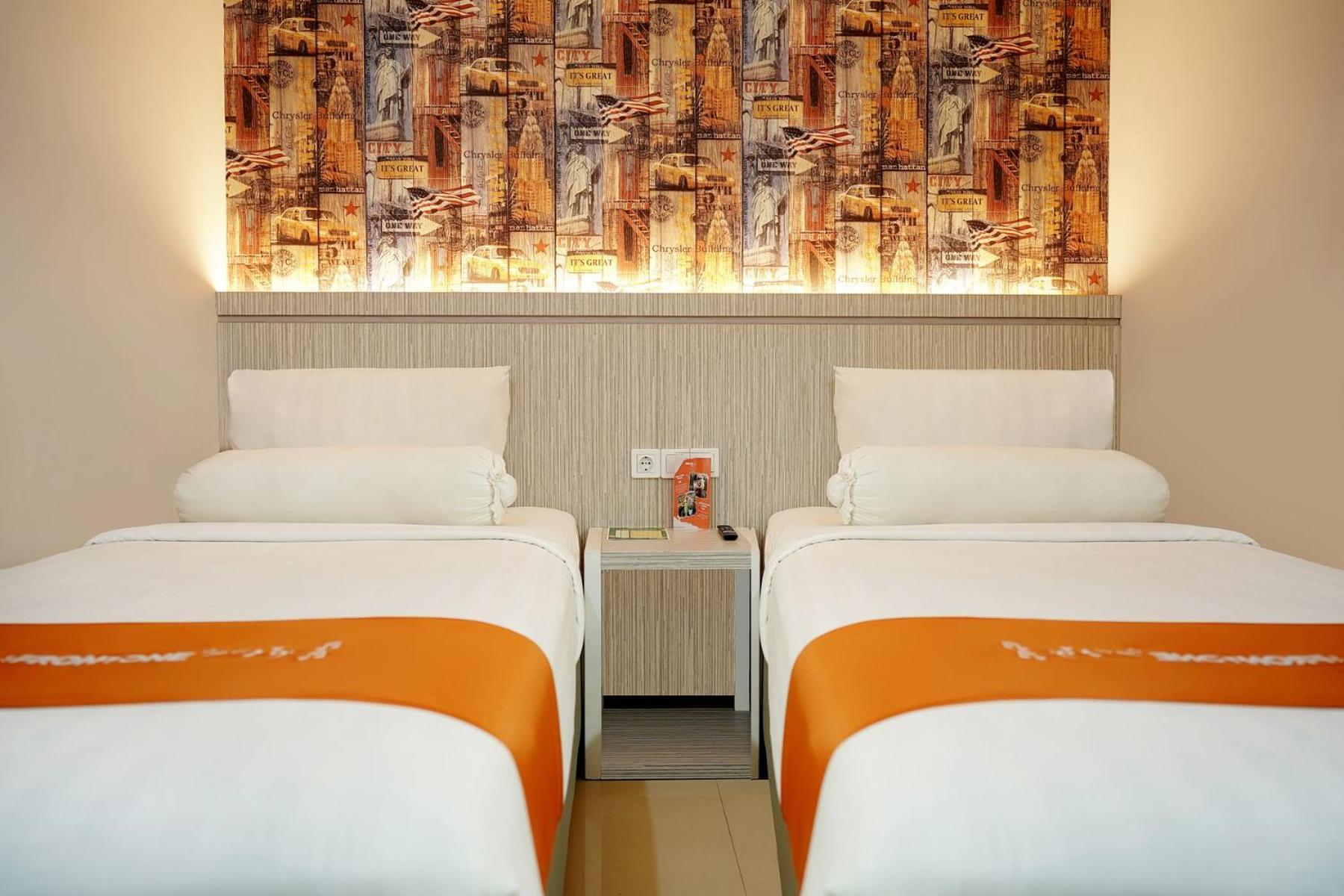 Front One Hotel Sragen Luaran gambar